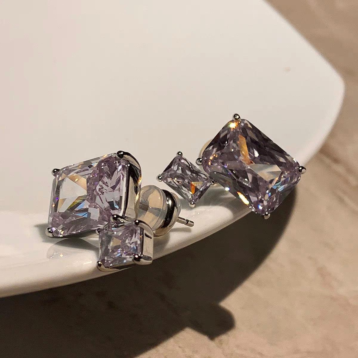 LIBRA STUDS