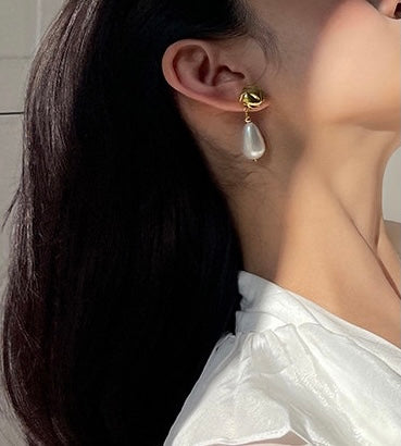 VOGUE EARRINGS