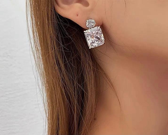 RADIANT EARRINGS