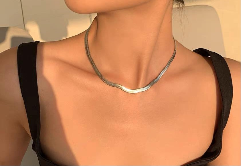 SNAKE CHAIN NECKLACE