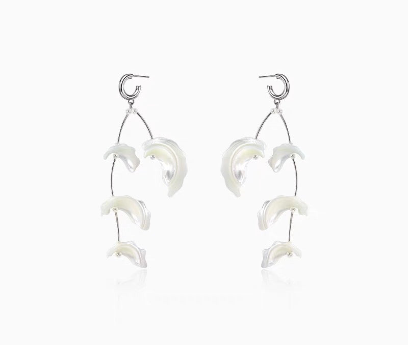 SEASHELL PETALS EARRINGS