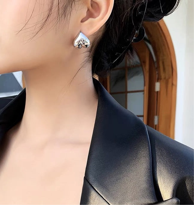XOXO STUDS