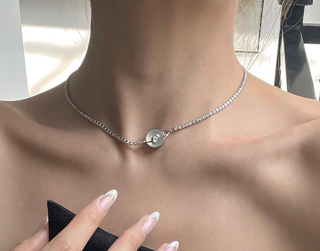 MOONLIGHT NECKLACE