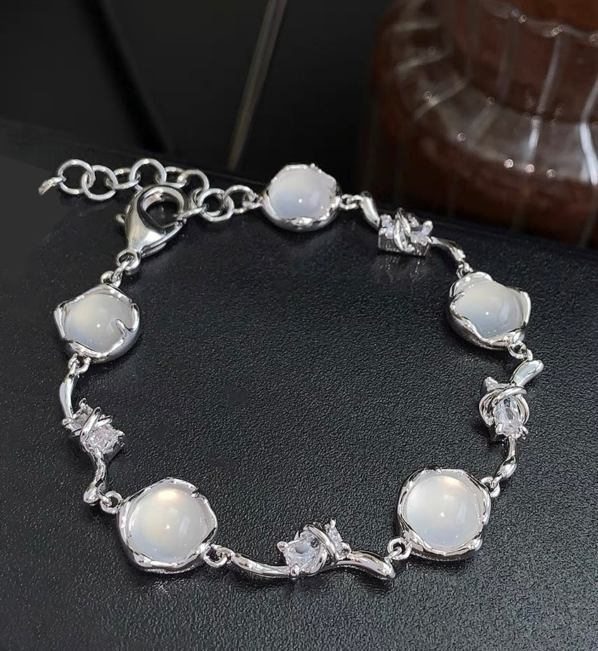 MOONLIGHT BRACELET