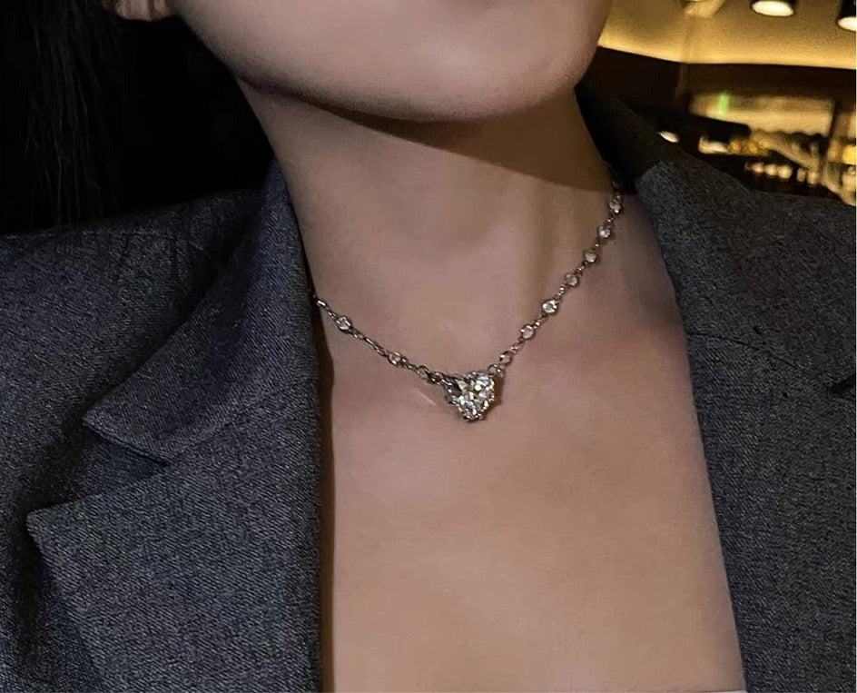 AIME NECKLACE