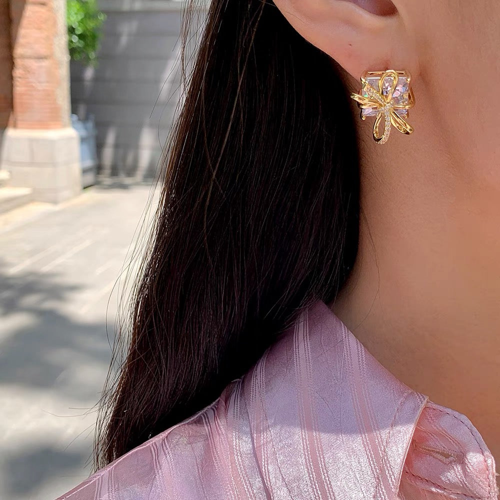 ASTER STUDS