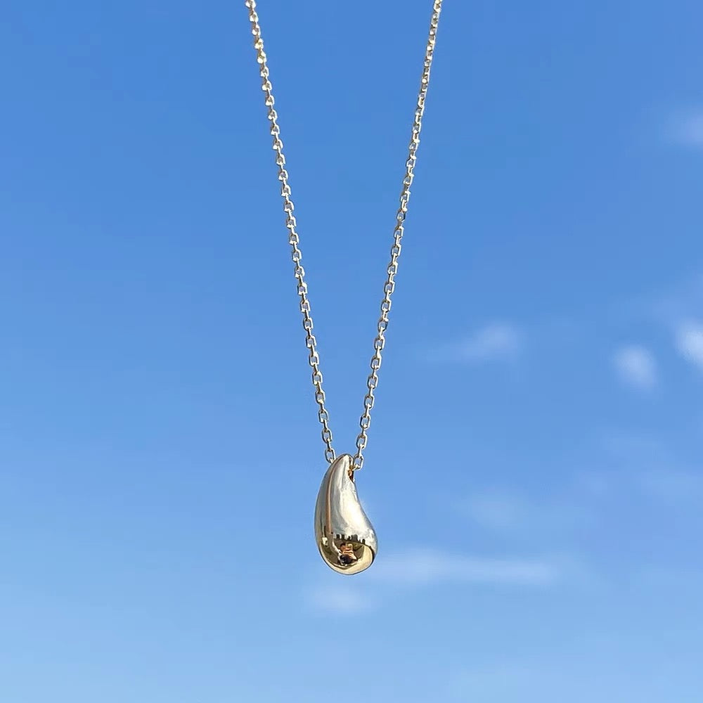 RAY NECKLACE