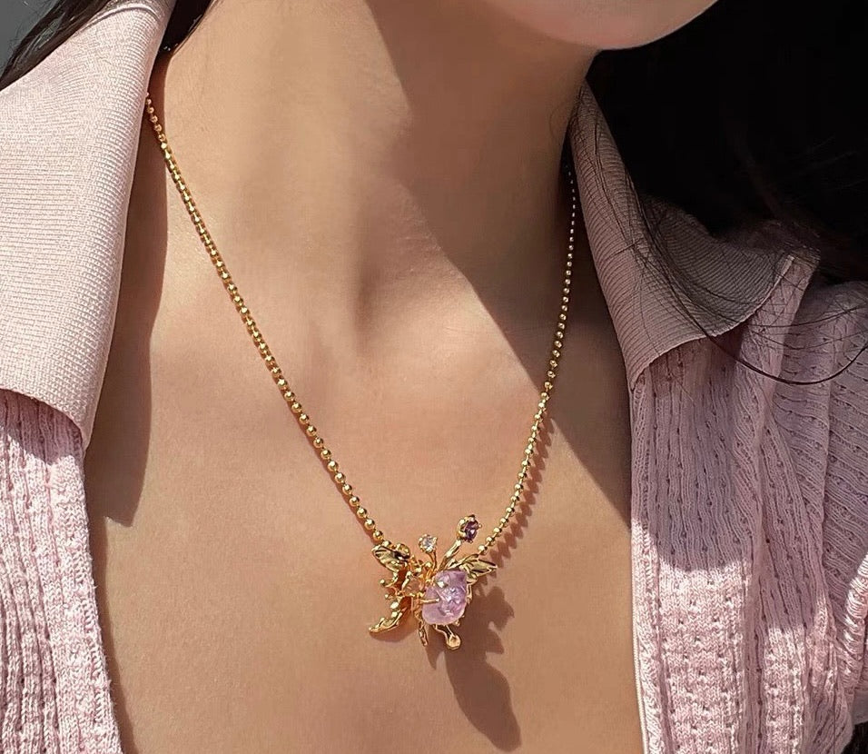 APATURA CHARM NECKLACE