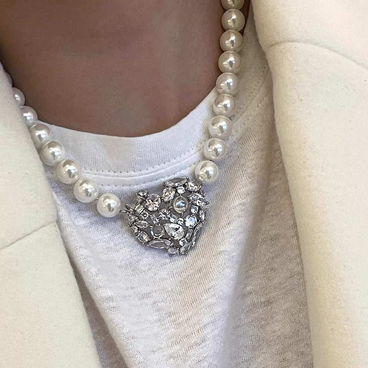 LOVERS PEARL NECKLACE